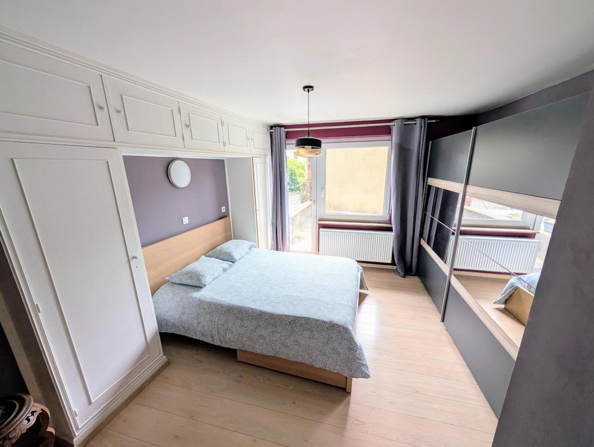 Superbe Appartement Dans Le Centre De Mons - Arivee Autonome Ngoại thất bức ảnh